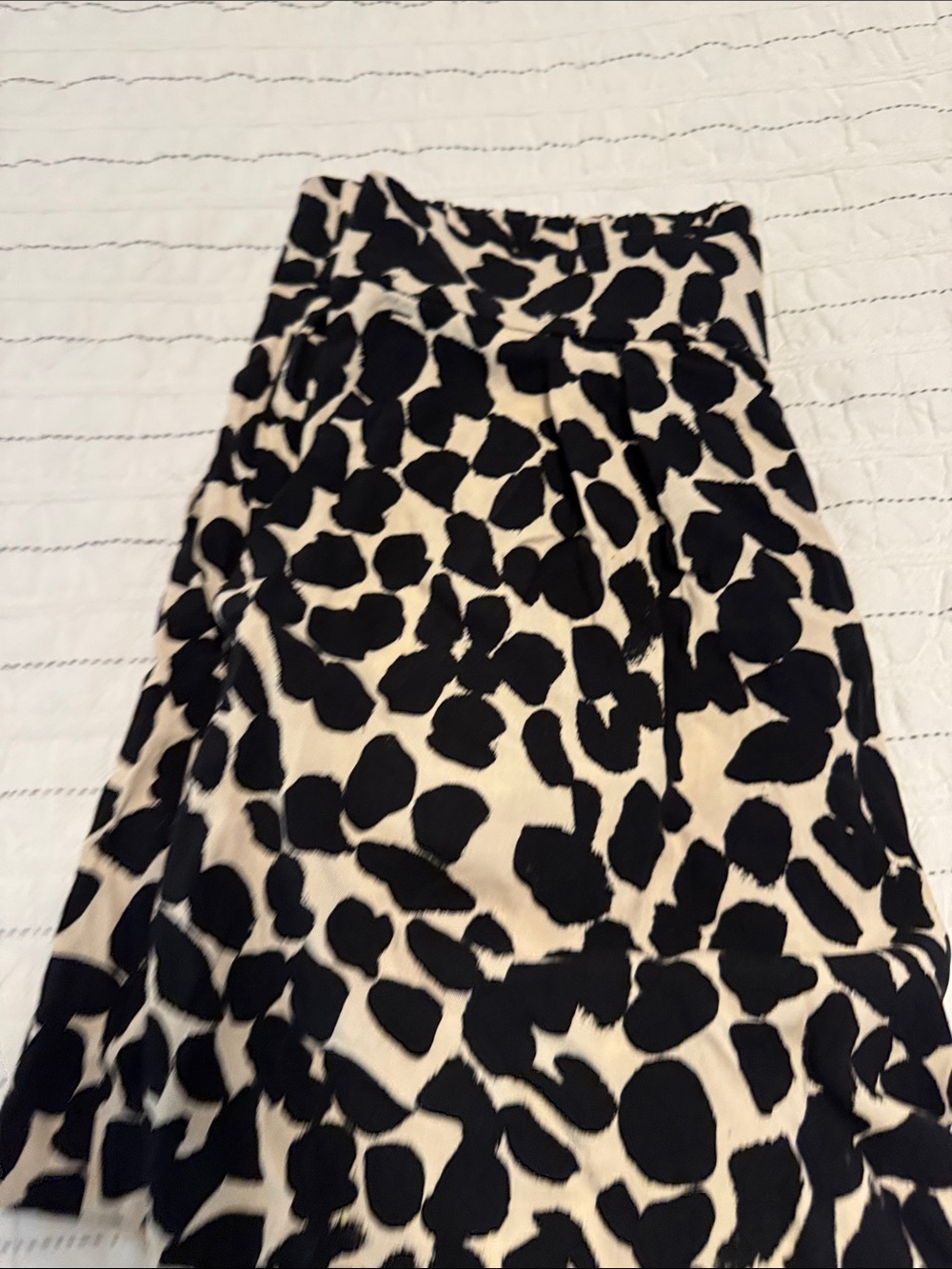 Black & Cream Leopard Print Skirted Shorts - Picture 5 of 5
